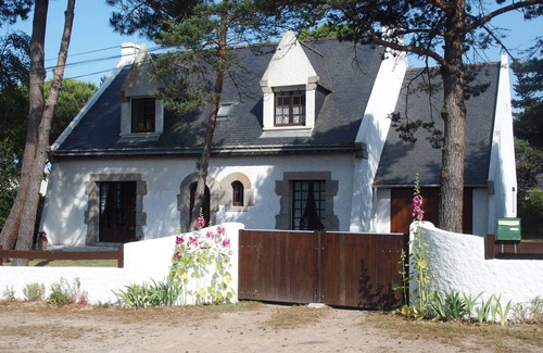 Pornichet Villa | Idyllic Breton House with Ocean View, 9.4/10 Guest Rated