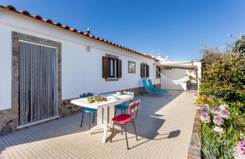 Monte dos Cairos Apartment | Inviting House in Costa Vicentina with Pool & Family Amenities