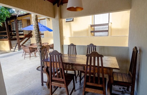 Manguinhos House | Inviting Getaway in Geriba with Pool and Pet-Friendly Options