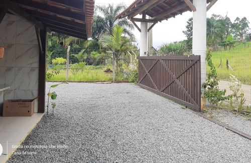 Picarras House | Beautiful house in place. It is 6 kilometers to Piçarras Beach.