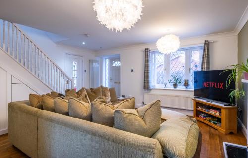 Cherry Hinton House | Family-Friendly Cambridge House with Pet and Child Amenities