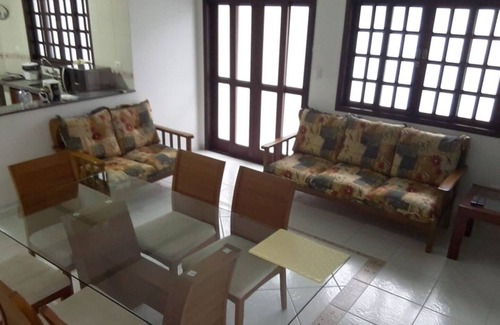 Sumare House | Guest Rated 10/10: Cozy House in Ubatuba Near the Beach