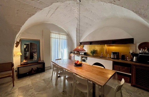 Puget Other | Renovated Retreat: 6 Bedrooms, Pool & Ocean Views Await