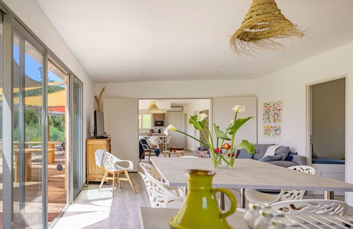 Berlou House | Serene Countryside Retreat with Pool and Spa Amenities