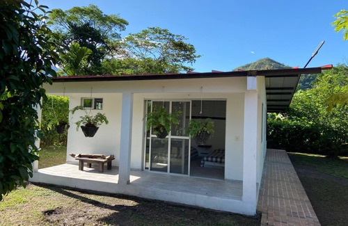 Villavicencio House | Beautiful House with Swimming Pool | Villavicencio