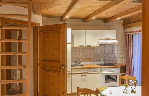 Schonbach House | Inviting Retreat with Pool and Private Sauna, Rated 9.6/10