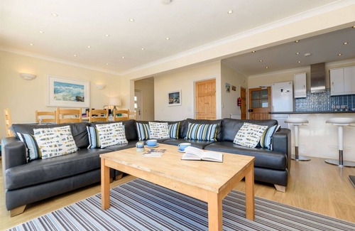 West Looe House | Scenic Home with Breathtaking Ocean Views and Pool