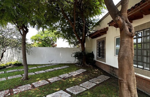 Morelos House | Cozy Retreat in Cuernavaca’s Ideal Weather with Great Amenities