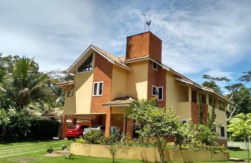 Peruibe House | Inviting Home with Pool, Soccer Field & Top Guest Rating