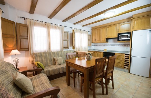 Benafer Cottage | Scenic Retreat with Hot Tub Near Valencia and Castellón