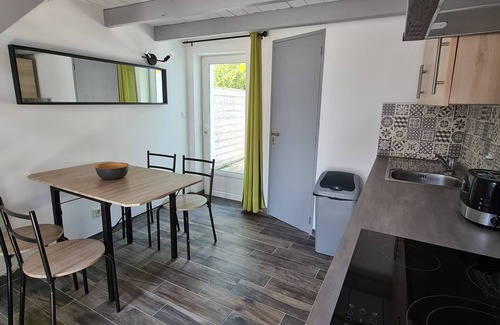 Les Boucholeurs House | Family-Friendly T2 Accommodation with Pet-Friendly Amenities