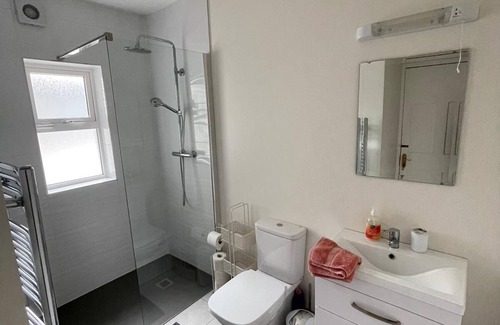 South Tipperary Other | Idyllic Irish Farmhouse Near Four Vibrant Cities