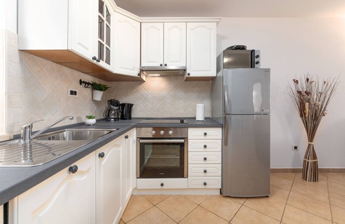 Kastelir-Labinci Villa | Villa with Pool for 8: Garden, Summer Kitchen & Ocean View