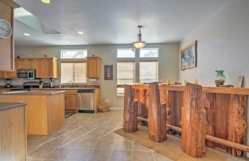 Kanab House | Inviting Kanab Home with Yard - Steps from Dining and Fun