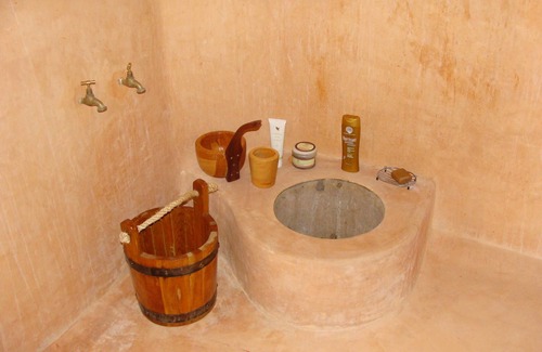 Ouarzazate House | Inviting Kasbah Villa with Pool: Perfect for Your Getaway