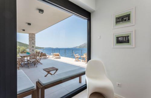 Cove Tri Zala (Zrnovo) Villa | Villa Korcula Waterfront: 4-Star Oceanfront Getaway