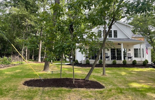 Delavan Lake Cottage | Beautiful Lake Cottage - Great for large families or group events!
