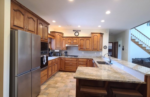 St. Marys House | Lakefront Retreat with Hot Tub & Scenic Patio Access