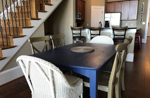 Lake Oconee Condo | Inviting Lakefront Penthouse with Golf Course Views