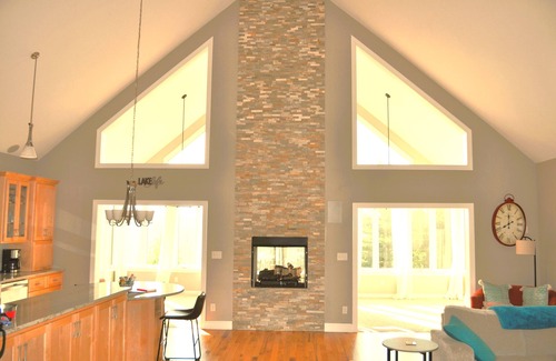 Granite Falls House | Scenic Lake House Retreat with Breathtaking Mountain Views