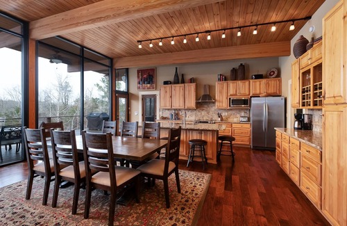 Cullman House | Scenic Lake House with Unmatched Views and Fantastic Amenities
