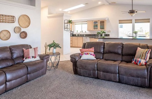 Lake Havasu City House | Idyllic Lake Havasu Retreat with Pool and Mountain Views
