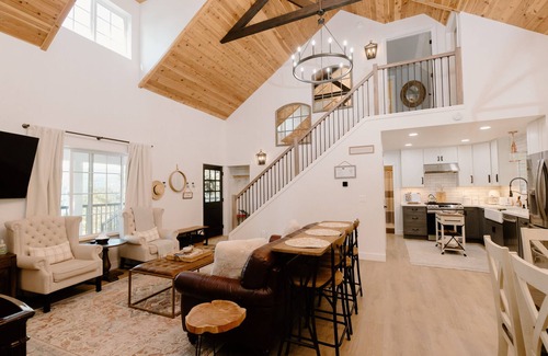 Harrison Other | Beautiful Lake-View Home. Short walk to downtown.
