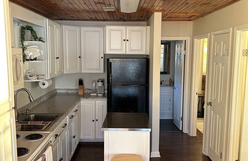 Ridgeway House | Scenic Lake Wateree Retreat with Boat Ramp & Pool Access