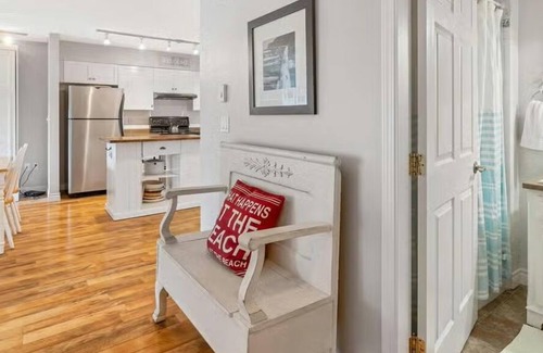 Shawnigan Lake Condo | Beautiful lakefront condo and beach on charming Shawnigan Lake, BC Canada
