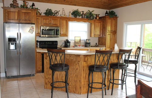 Sloans Valley House | Idyllic Lakefront Retreat with Pool and Spa Amenities
