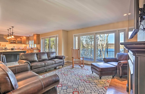 Swartswood House | Scenic Lakefront Retreat with Deck and Spa Amenities