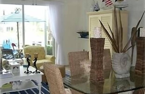 Fort Myers House | Lakefront Retreat Minutes from Sanibel with Pool & Spa