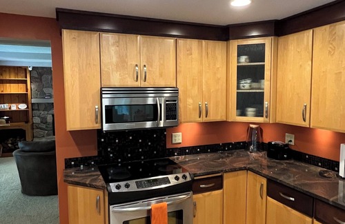 Eagle River House | Idyllic Lakefront Retreat: Enjoy Pool, Ocean Views & More!