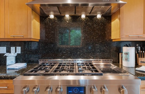 East Lake Hills House | Inviting Lakeview Retreat with Spa and Family-Friendly Amenities