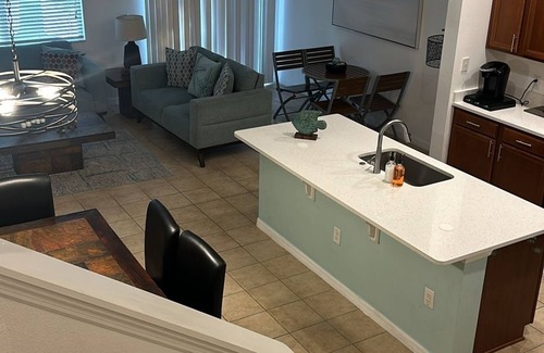 Kissimmee House | Scenic Lakeview Townhome Near Disney with Great Amenities