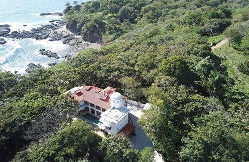 Puerto Carrillo Villa | Ideally Located Beach House with Ocean Views & Spa Amenities