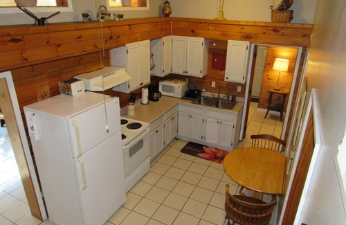 New Marshfield Cabin | Tranquil Retreat near Athens & Hocking Hills - Rated 9.8/10