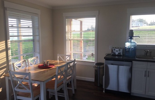 Boularderie House | Idyllic Family Retreat with Oceanfront Views and Pet Friendly