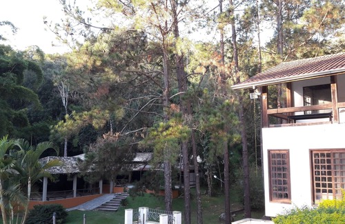 Sao Roque RV Rental | Idyllic Retreat Near Nature for Weddings and Gatherings