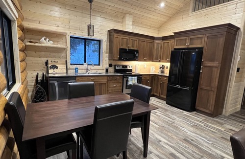 Okanagan-Similkameen Cabin | Idyllic Log Cabin Just Minutes from Osprey Lake