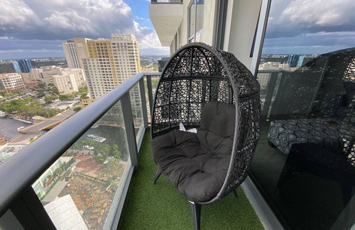 Riverwalk Fort Lauderdale Condo | Elegant High Rise 2BR Downtown with Pool & Spa Amenities