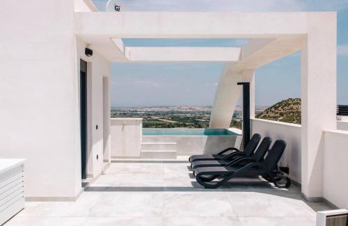 Rojales Apartment | Exclusive Rooftop Pool Apartment - Guest Rated 9.5/10