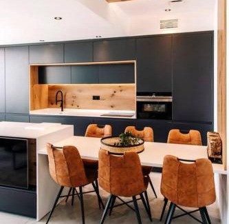Rojales Apartment | Exclusive Rooftop Pool Apartment - Guest Rated 9.5/10