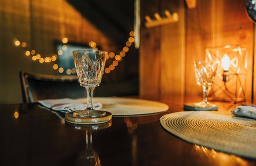 Nieuwediep Bed & Breakfast | Beautiful luxury furnished tent in the countryside