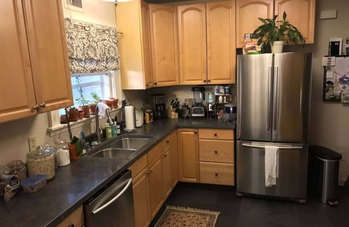 Shorewood House | Upper Suite A with Ocean Views & 10/10 Guest Rating