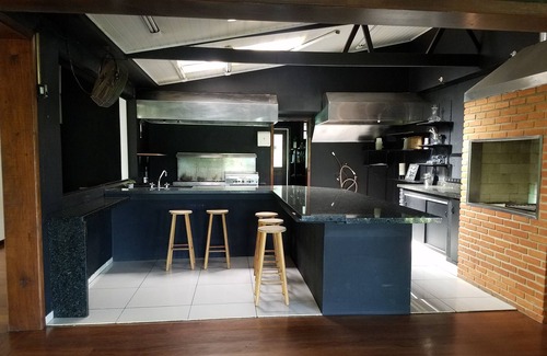 Cotia House | Beautiful Mansion/Chacara 25 MIN OF SP ! 5 DORMITORIES 20 PEOPLE