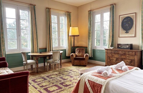 Chambois Other | Enchanting Retreat in a Beautiful Park Setting