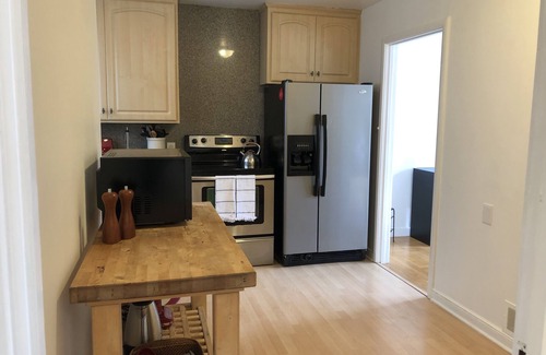 Marina District House | Prime Oceanfront 2Bed Home Near Marina Blvd - Rated 10/10