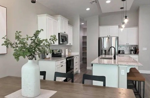 Mesquite House | Inviting Mesquite Pool House with Heated Pool & Spa