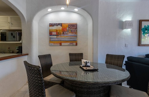 Isla Iguana Villa | Charming Mexican Style House Near Marina Vallarta